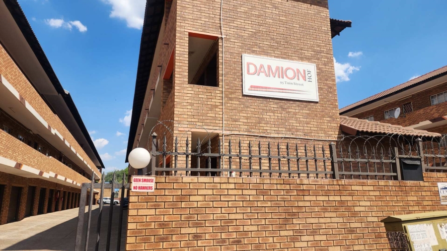 1 Bedroom Property for Sale in Rustenburg North West